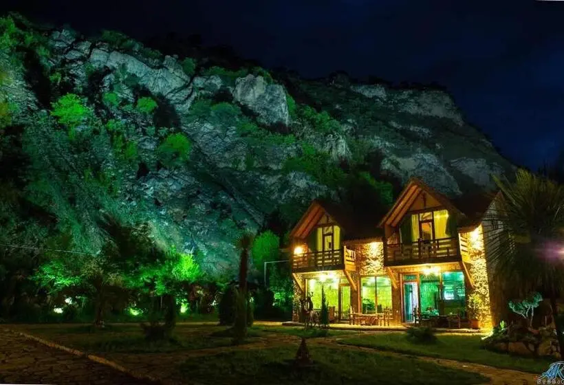 سوئیت با بالکن, Getahovit Resort