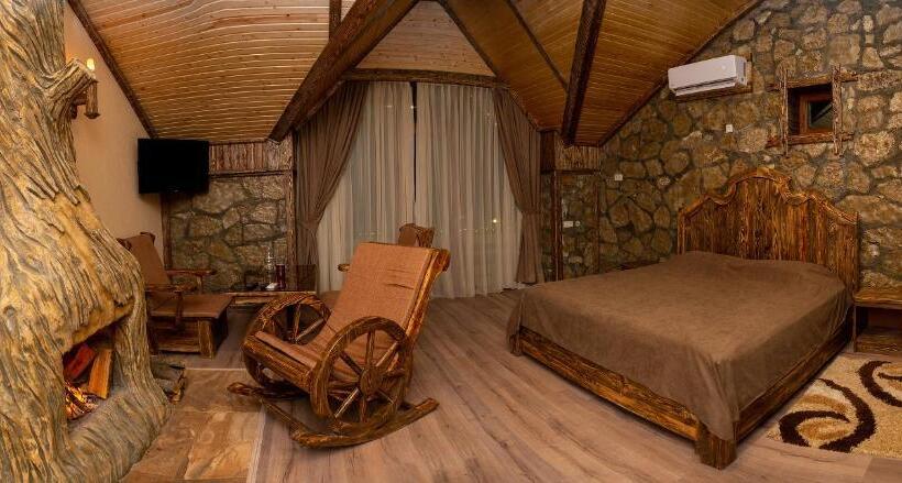 Люкс с Балконом, Getahovit Resort