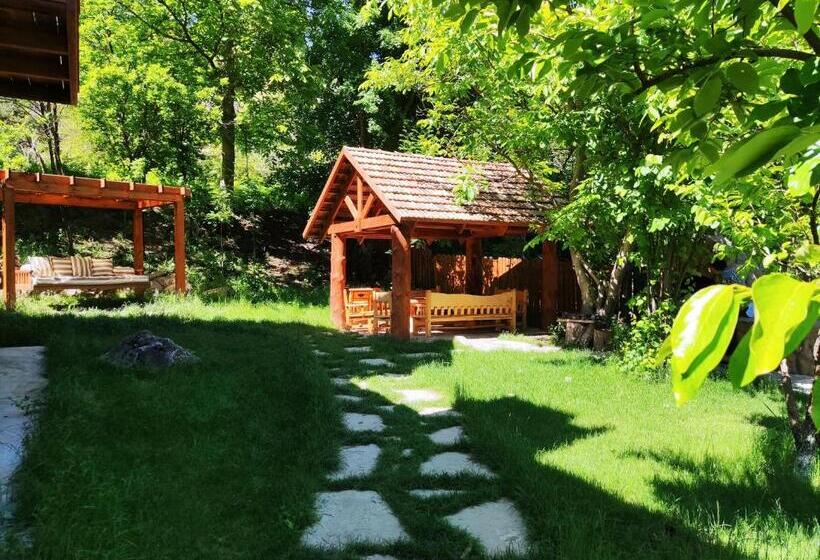 בית, 3 חדרי שינה, Getahovit Resort