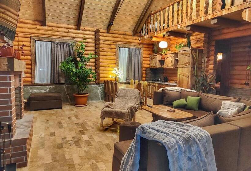 בית, 4 חדרי שינה, Getahovit Resort