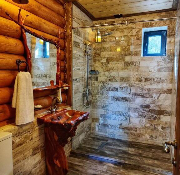 בית, 4 חדרי שינה, Getahovit Resort