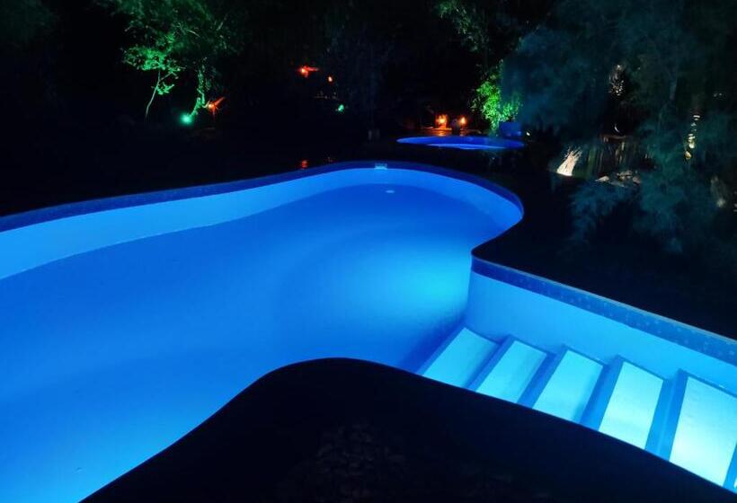Дом 4 Спальни, Getahovit Resort