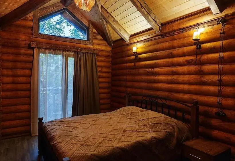 سوییت, Getahovit Resort