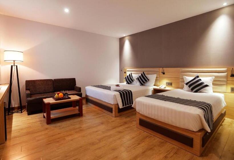 اتاق استاندارد سه نفره, Aiden Saigon