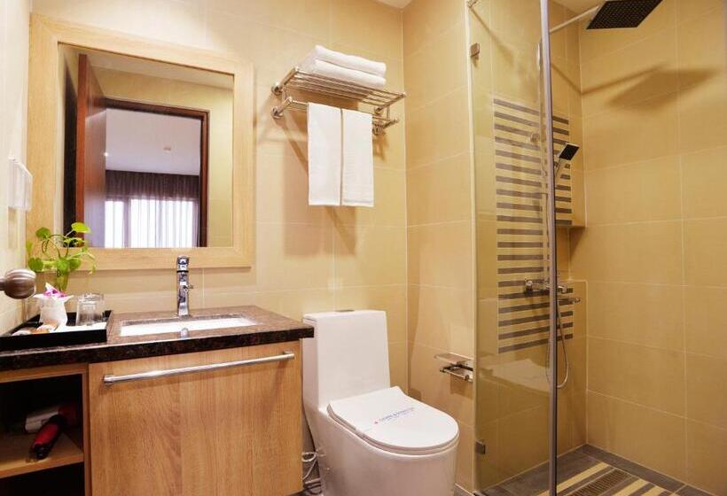 اتاق لوکس سه تخته, Aiden Saigon