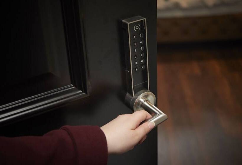 اتاق عادی, Akureyri Dynheimar