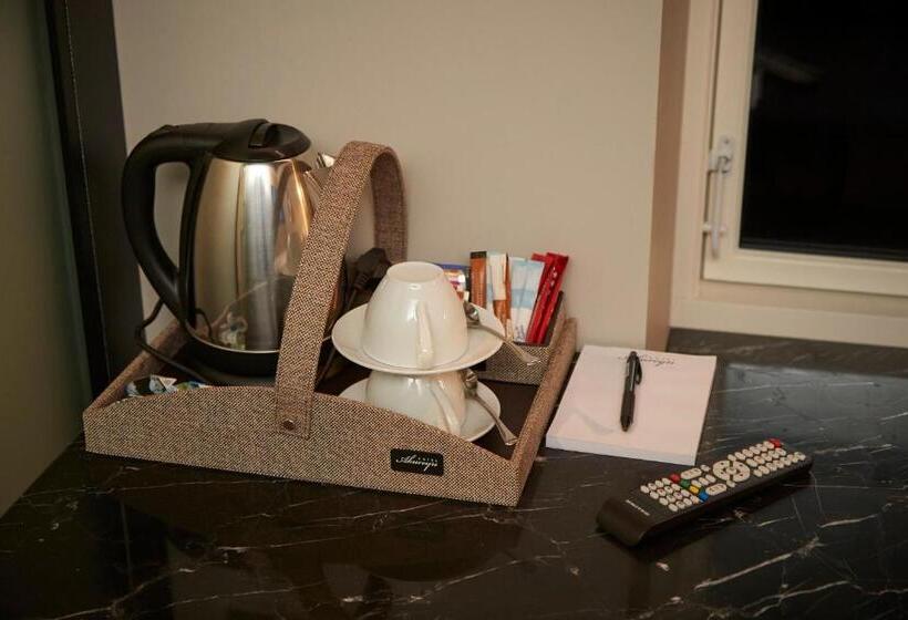 اتاق عادی, Akureyri Dynheimar