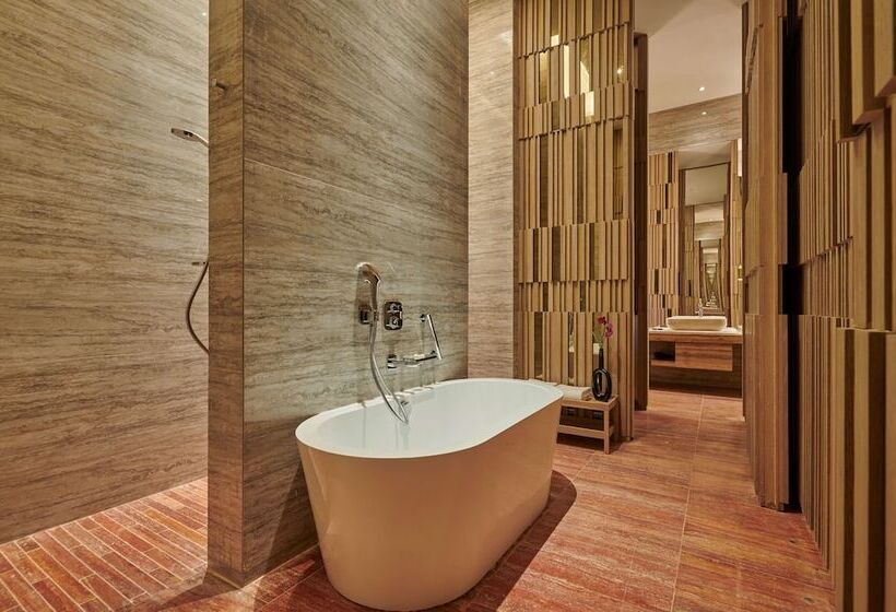 سوئیت رویال, Hyatt Regency Aqaba Ayla Resort