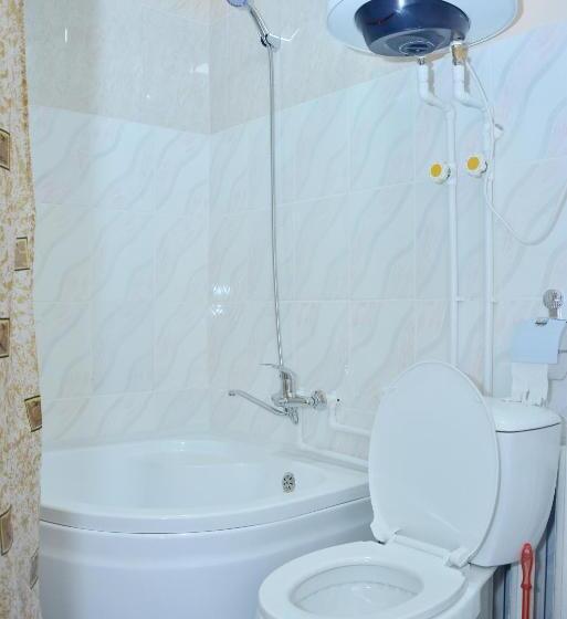 غرفة قياسية ثلاثية, Nurobod Guesthouse