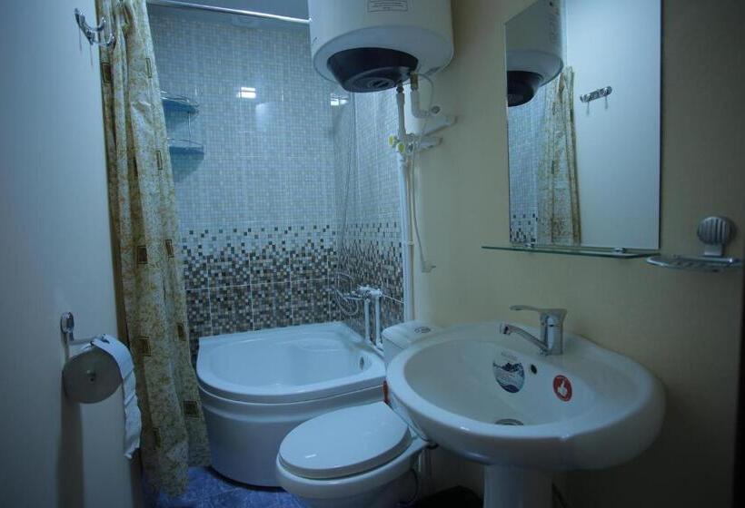 غرفة قياسية ثلاثية, Nurobod Guesthouse