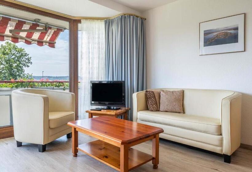 Suite with lake view, Seepark Appartements