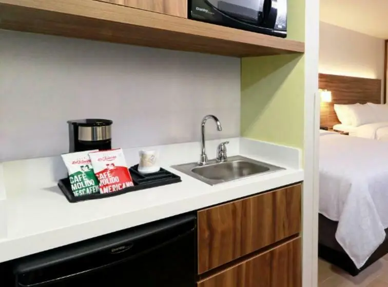 スタンダードルーム, Holiday Inn Express & Suites   Playa Del Carmen, An Ihg