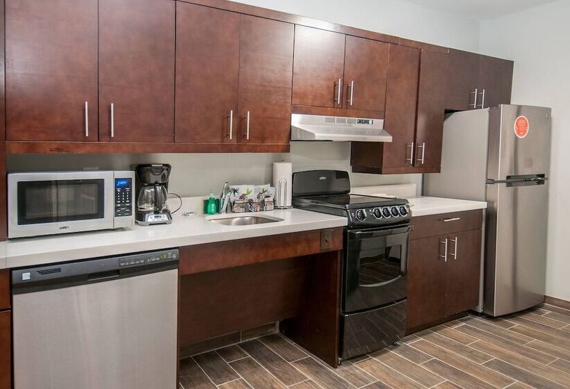 סוויטה, Towneplace Suites By Marriott Vidalia Riverfront