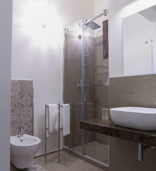 キングサイズベッドのデラックスルーム, B&b Castanea