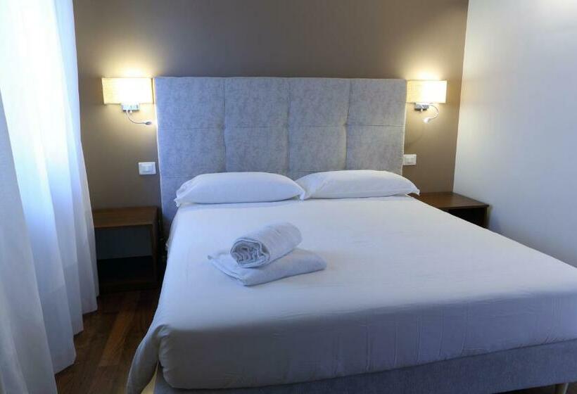 キングサイズベッドのデラックスルーム, B&b Castanea