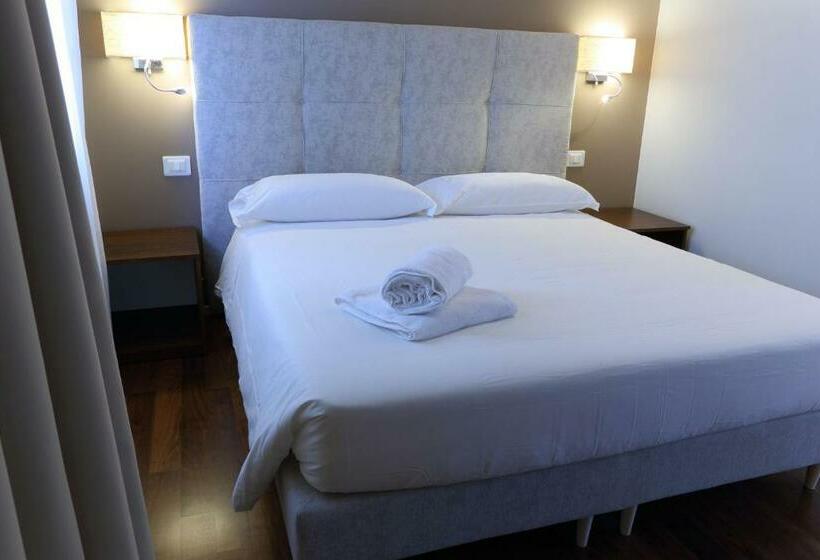 اتاق لوکس با تخت بزرگ, B&b Castanea