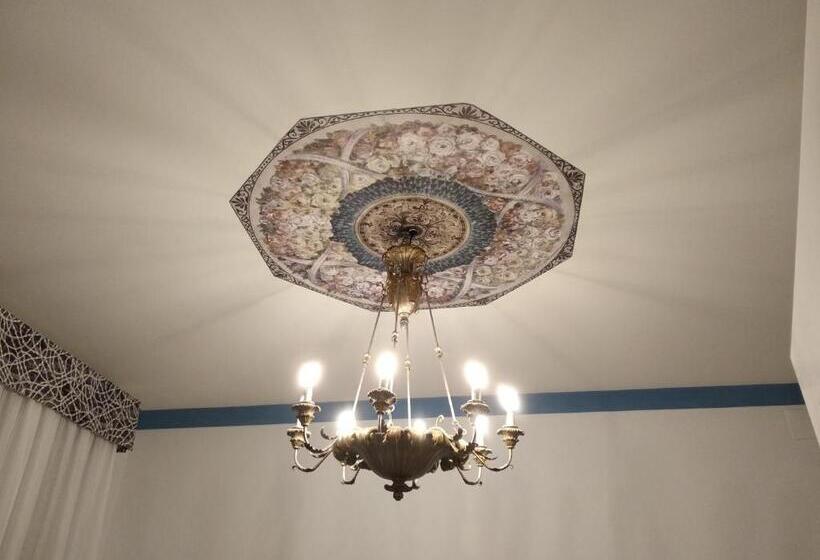 اتاق لوکس, B&b  La Bottega D Arte