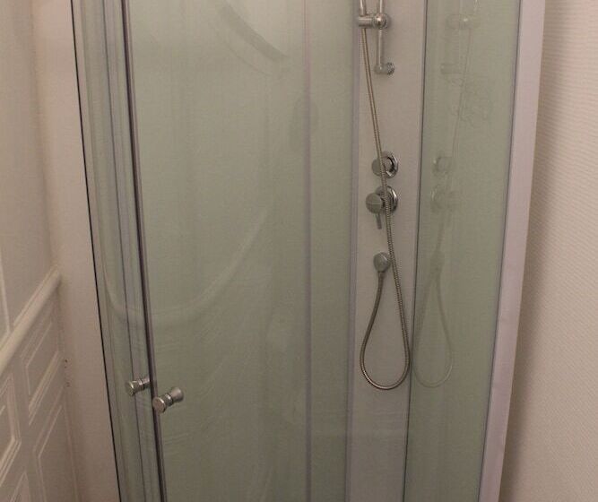 חדר סטנדרט, Le Napoleon