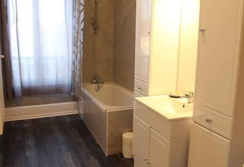 חדר סטנדרט, Le Napoleon