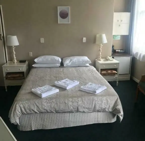 バルコニー付きデラックスルーム, Grand Hotel Whangarei