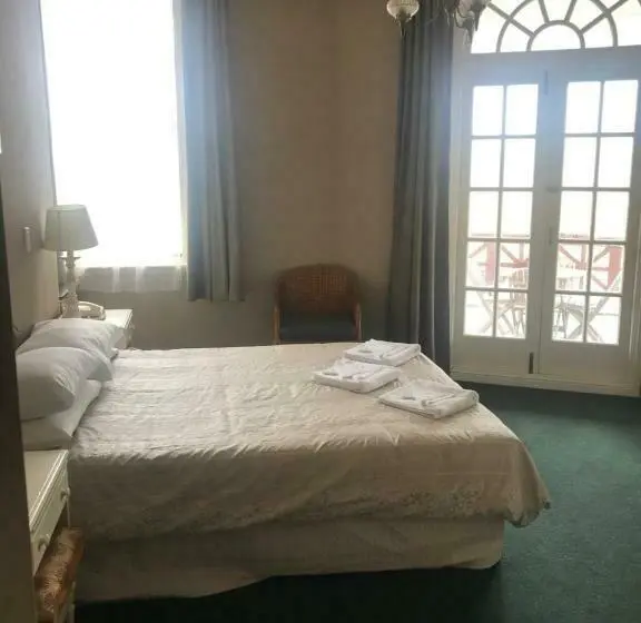バルコニー付きデラックスルーム, Grand Hotel Whangarei