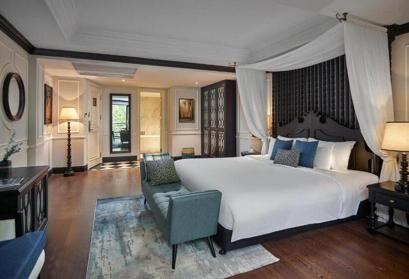 سوئیت با بالکن, Aira Boutique Hanoi Hotel & Spa