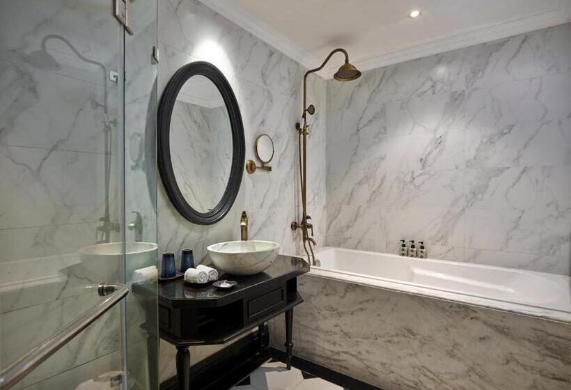 سوییت با چشم‌انداز استخر, Aira Boutique Hanoi Hotel & Spa