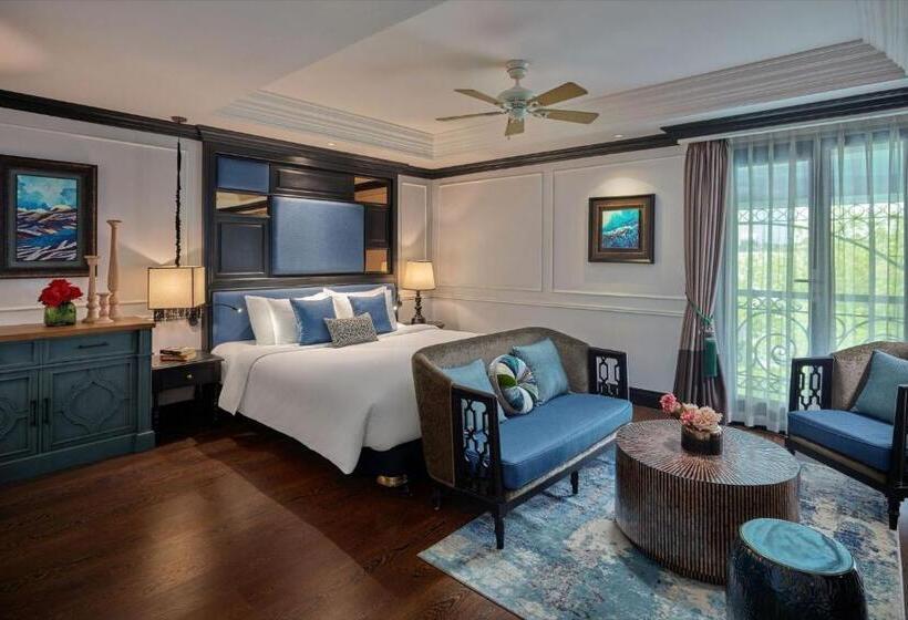 سوییت با چشم‌انداز استخر, Aira Boutique Hanoi Hotel & Spa