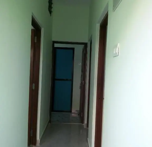 デラックスルーム, Luiza Guest House