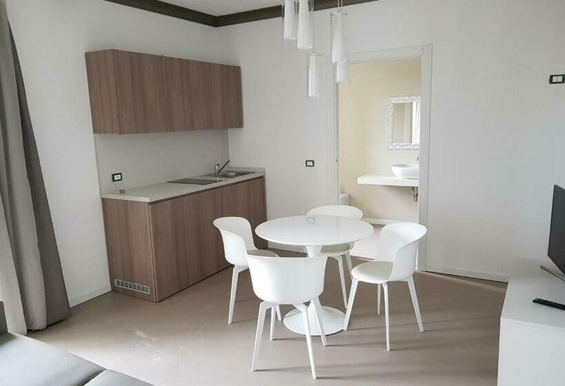 سوییت سوپریور, Venus Suites
