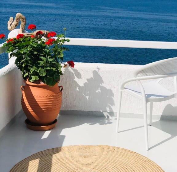 Quarto Deluxe Vista Mar com Sacada, Geo & Art Boutique