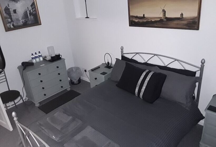 デラックスルーム, Woodmeads