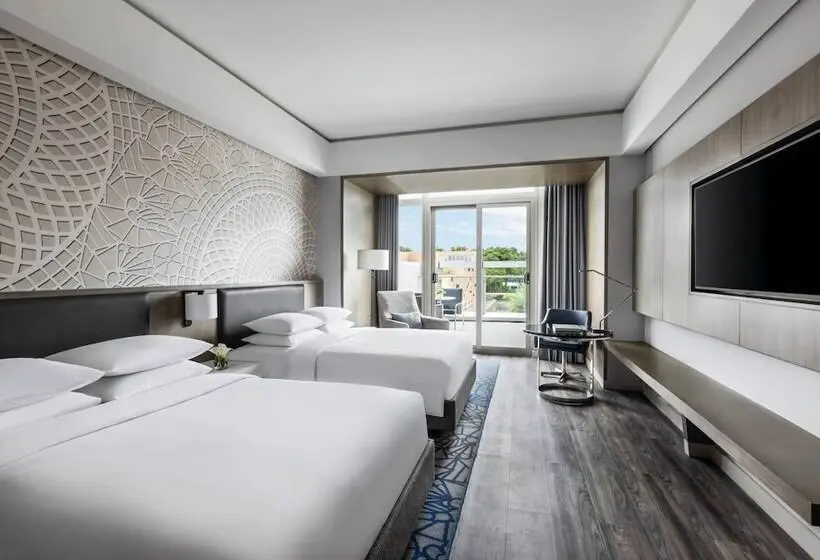 اتاق لوکس با بالکن, Clark Marriott
