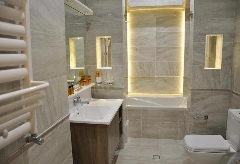 سوییت اجرایی, Parliament Palace