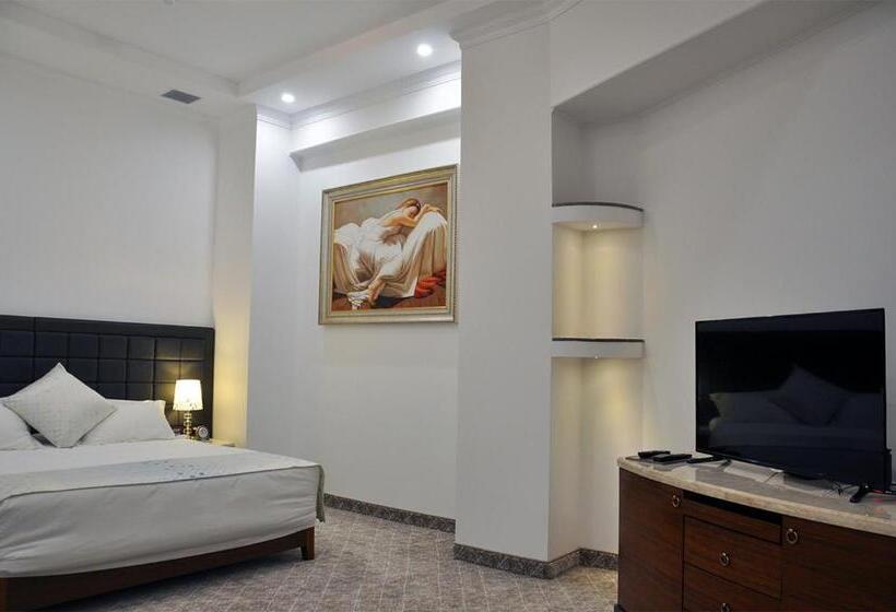 سوییت اجرایی, Parliament Palace