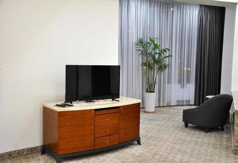 سوییت اجرایی, Parliament Palace