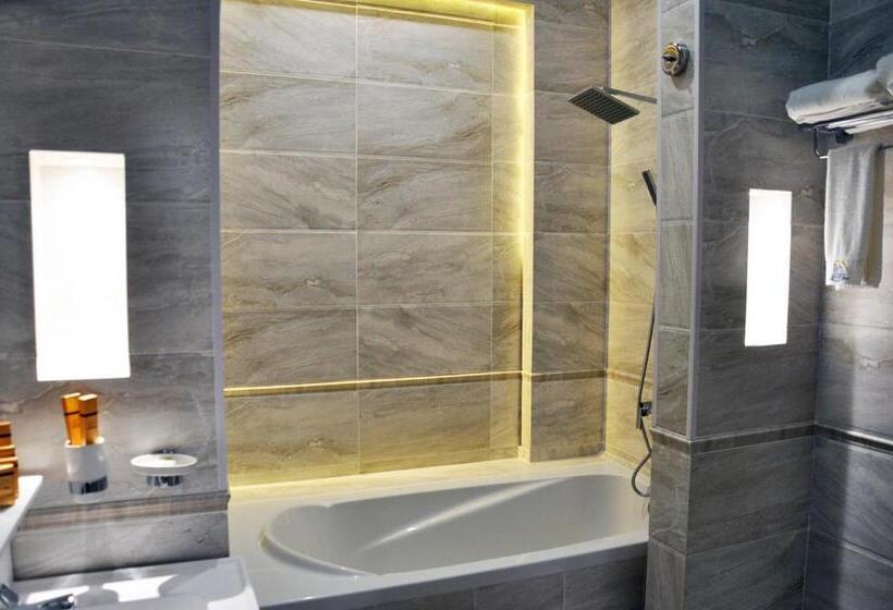 سوییت اجرایی, Parliament Palace