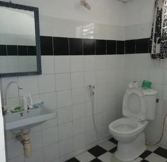 Standard Yhden Hengen Huone, Sunny House Paje Ii