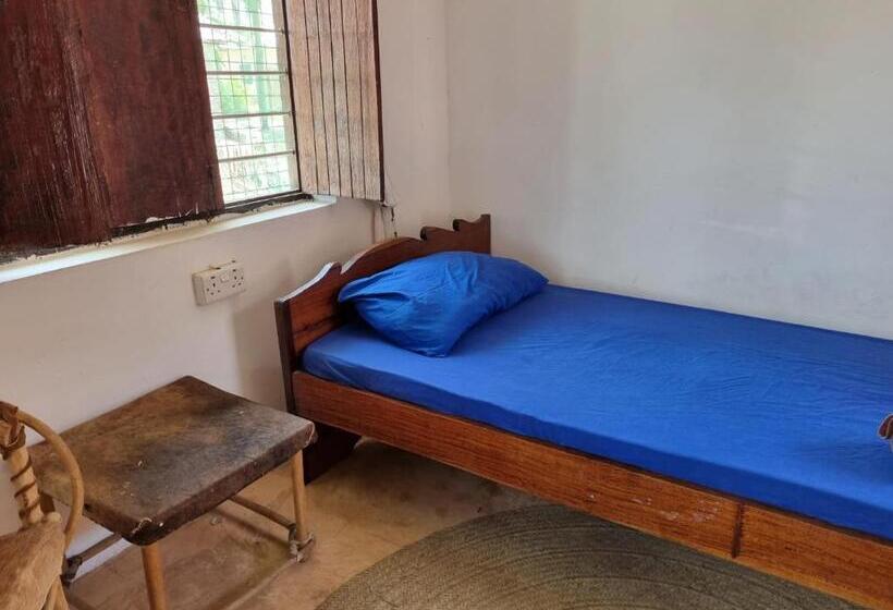 标准单人间, Sunny House Paje Ii