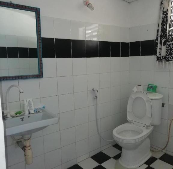 تختخواب در اتاق مشترک, Sunny House Paje Ii