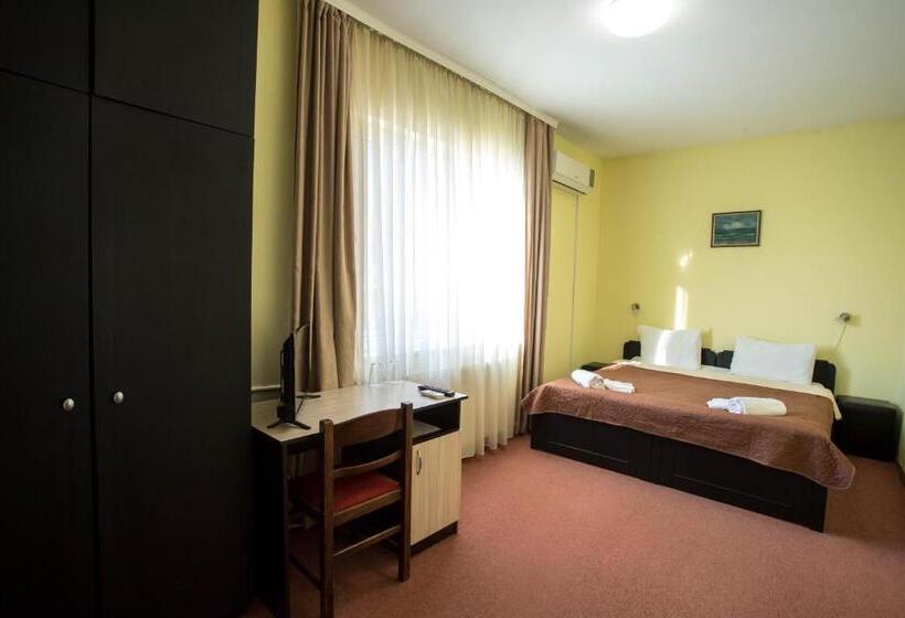 اتاق استاندارد با تخت بزرگ, Park Hotel Ivailo