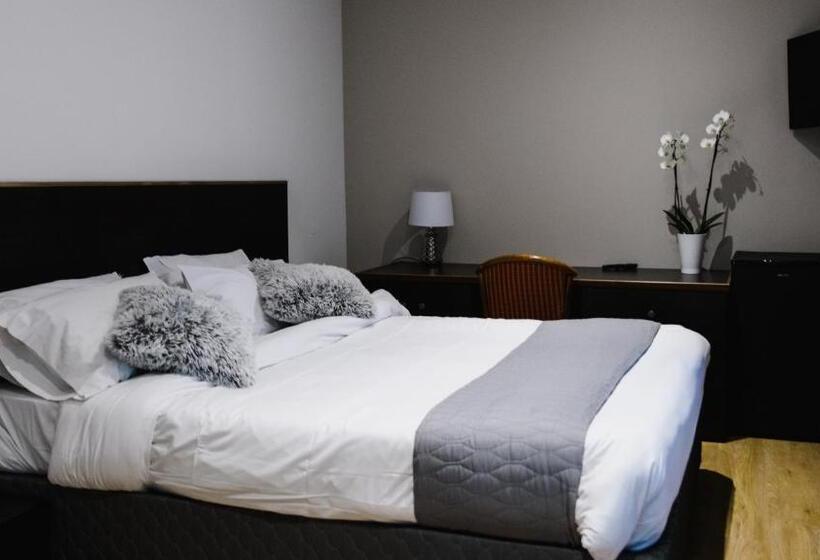 اتاق لوکس, Des Arcades