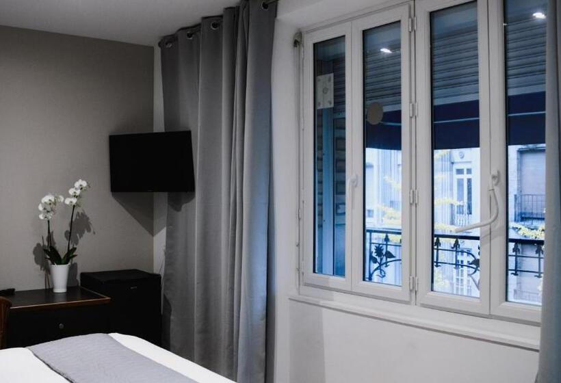 اتاق لوکس, Des Arcades