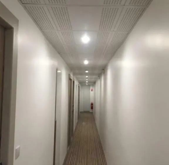 Deluxe-perhehuone, Des Arcades