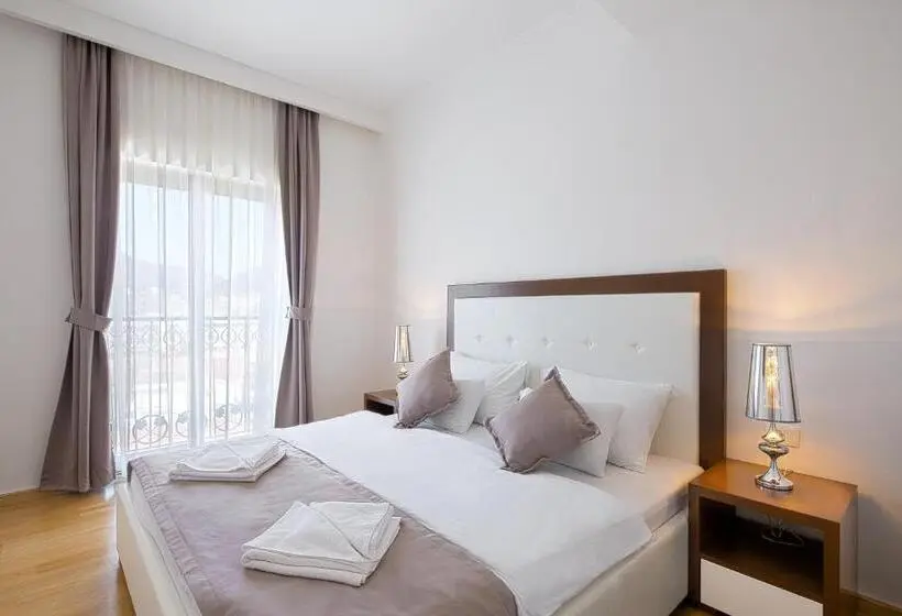 Apartament 1 Dormitor cu Priveliște către Mare, Pozzo