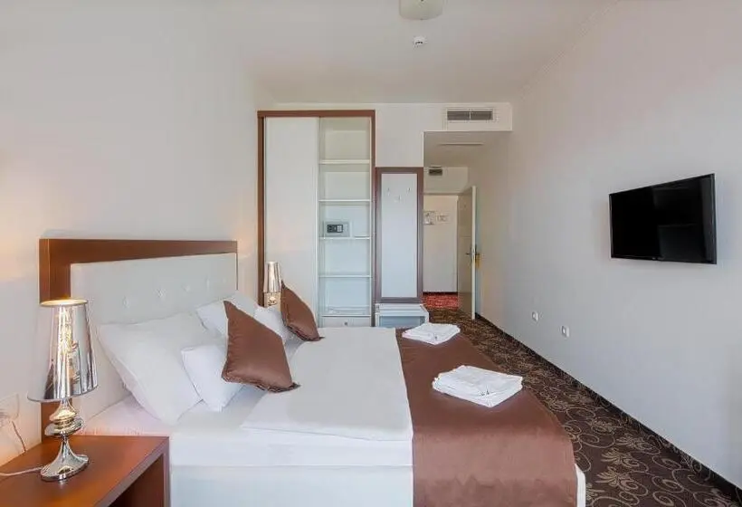 Cameră Standard cu Vedere la Mare, Pozzo