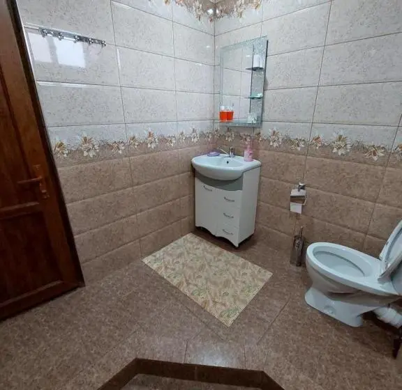 اتاق اکونومی, Igor Bed And Breakfast