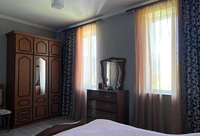 이코노미 룸, Igor Bed And Breakfast