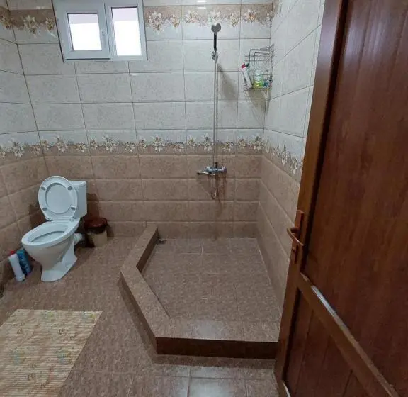 اتاق کلاسیک سه تخته, Igor Bed And Breakfast
