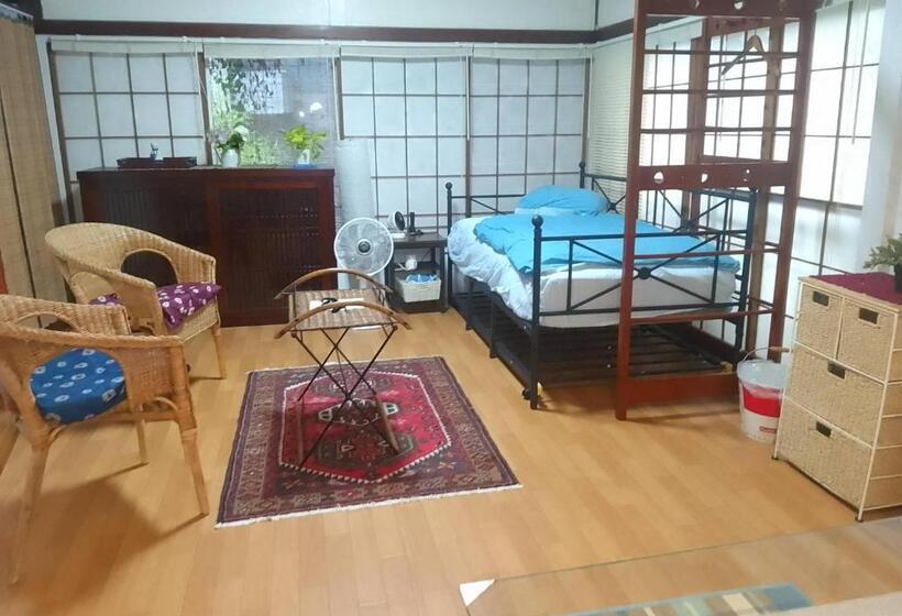 庭の見えるシングルルーム, Ems Enoshima クラシックゲストハウス ペットok